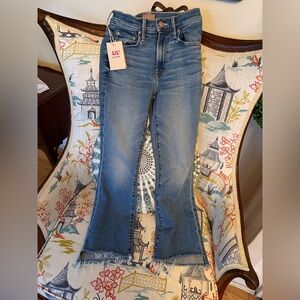 Lil Mother jeans insider crop step fray 23